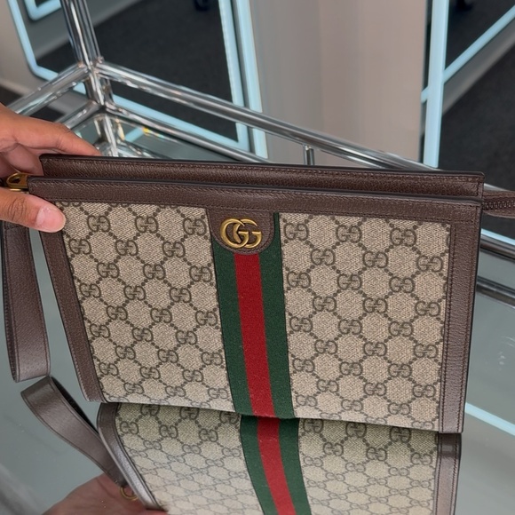Gucci pouch - Picture 1 of 10